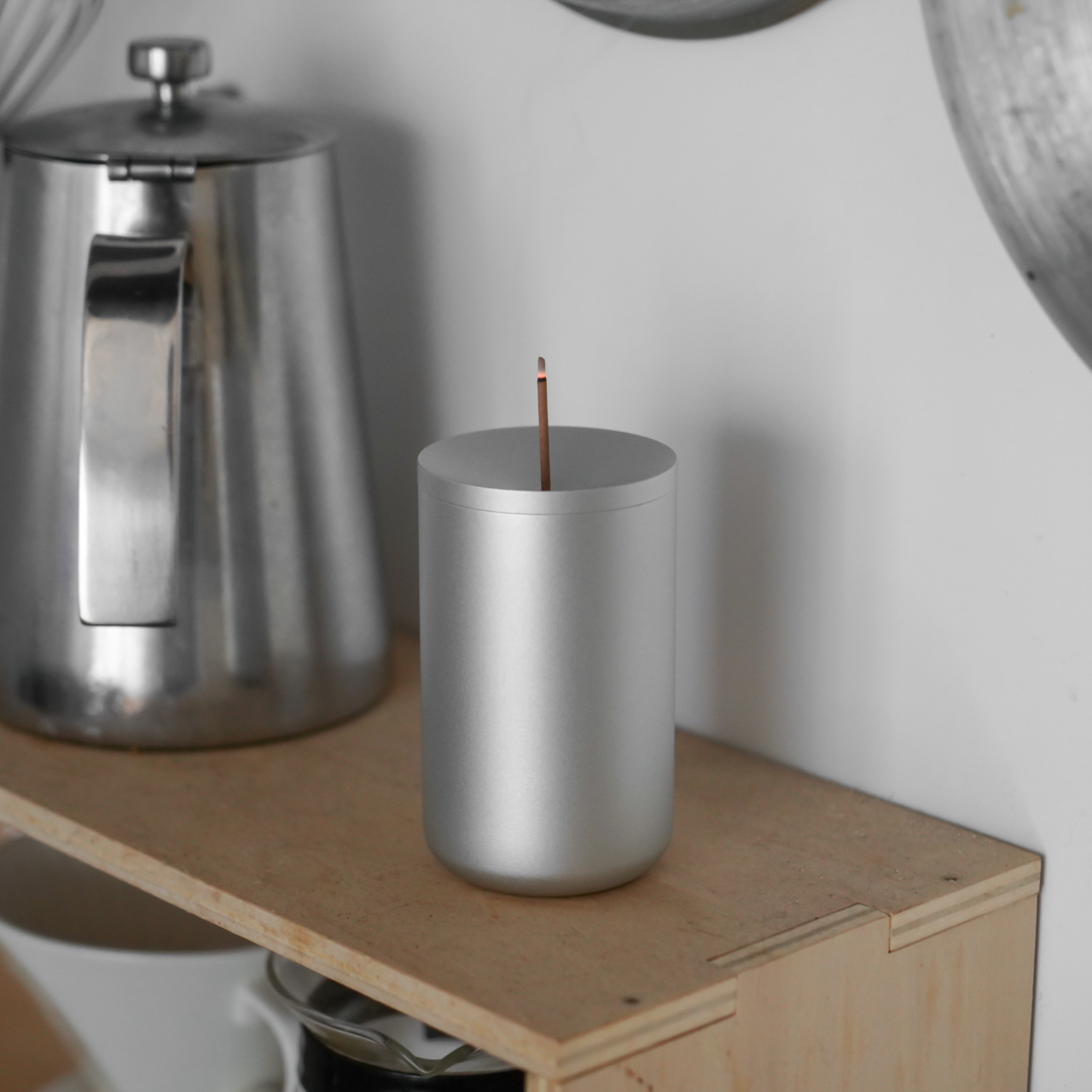 placeholder image sq