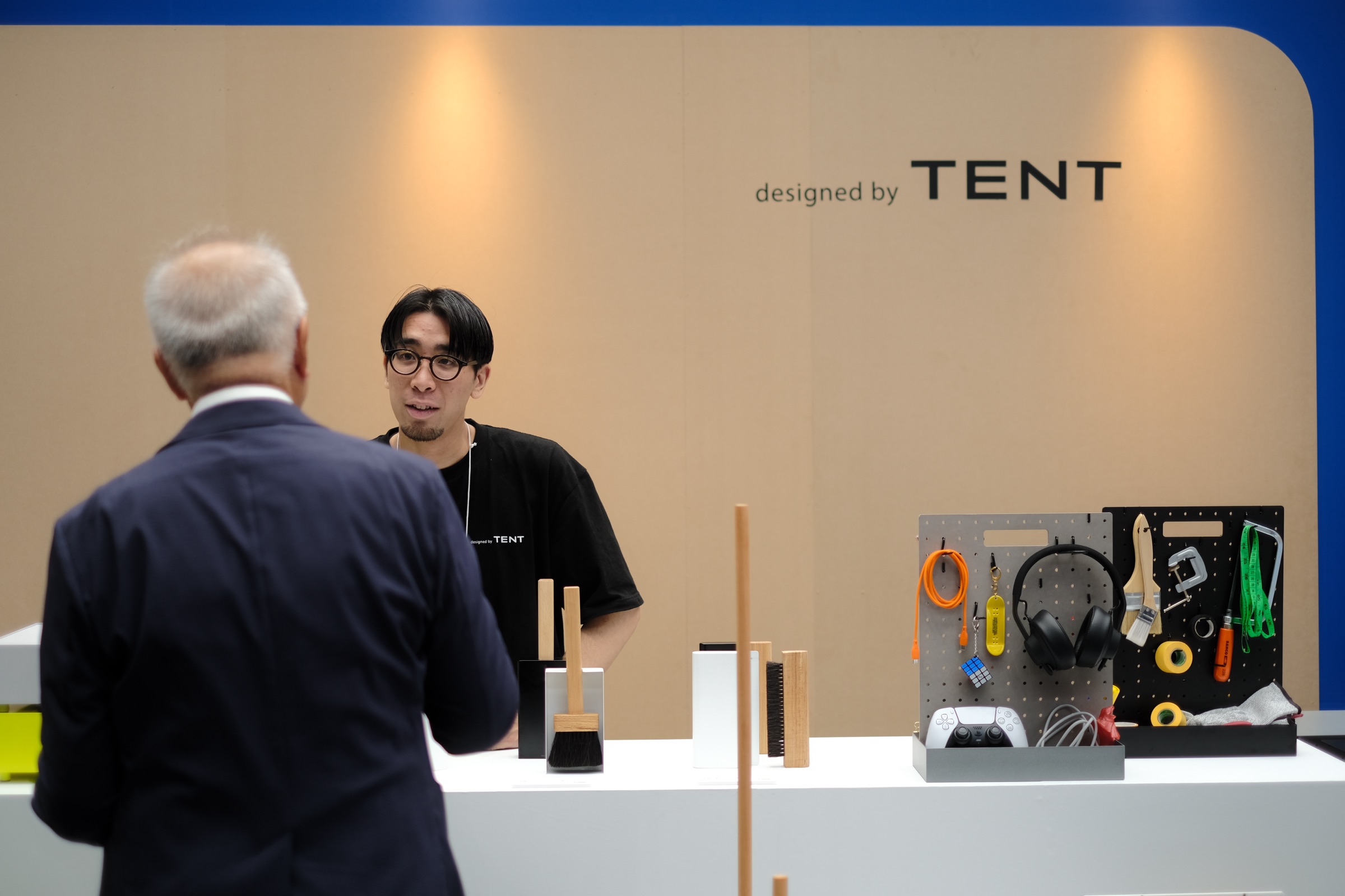 FOCALPOINT 2025 展示会の TENT ブース「designed by TENT」
